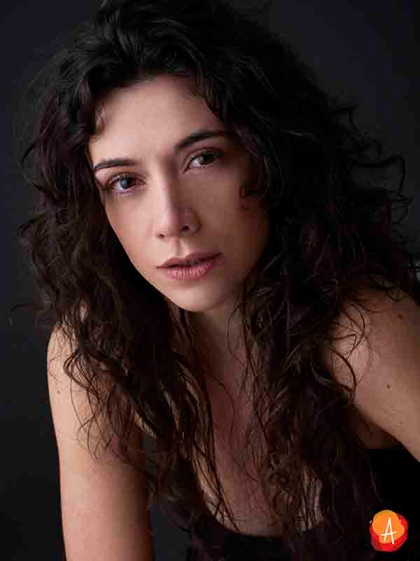 Estefany Escobar 13