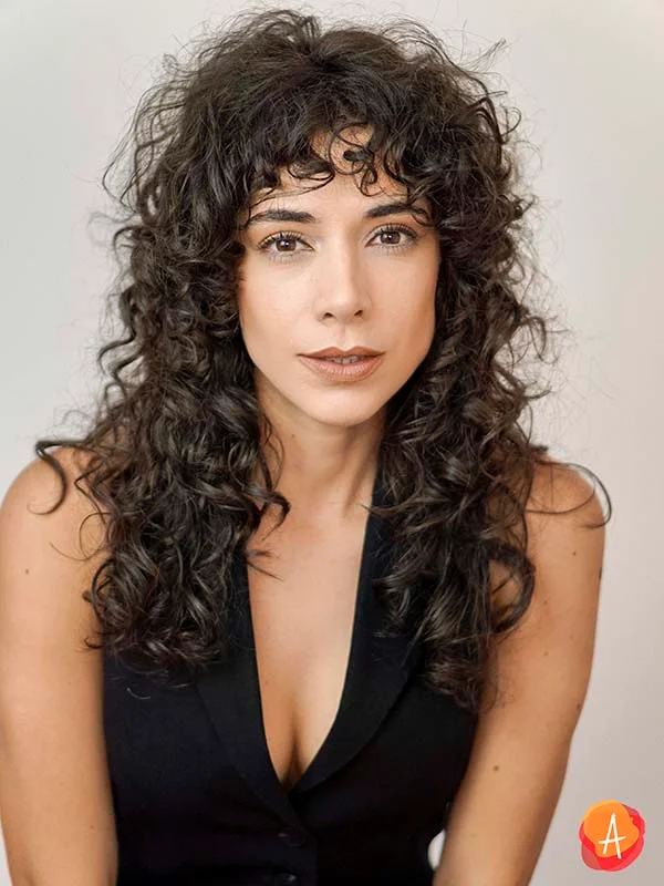 Estefany Escobar (6)