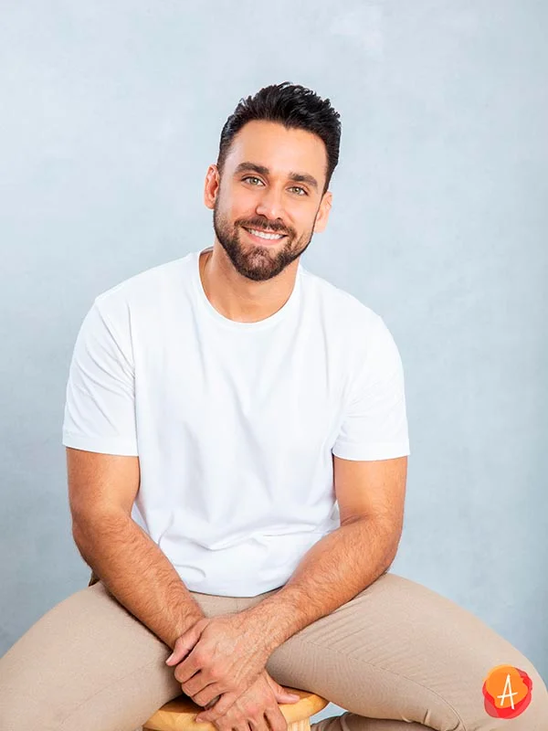 Nathan Román (6)