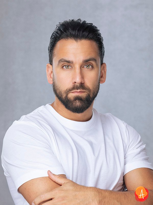 Nathan Román 3