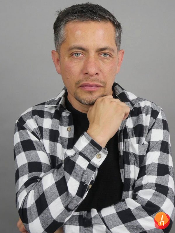 Iván Olivares 11