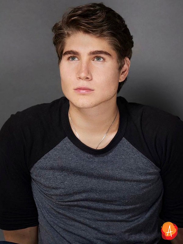 Alec Chaparro 2